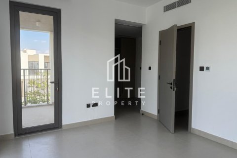 Villa in Dubai 4 bedrooms № 85512 - photo 12