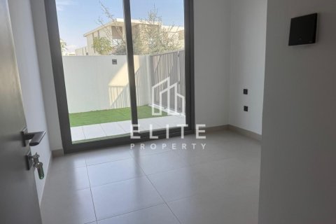 Villa in Dubai 4 bedrooms № 85512 - photo 6