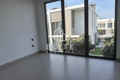 Villa in Dubai 4 bedrooms № 85512 - photo 5