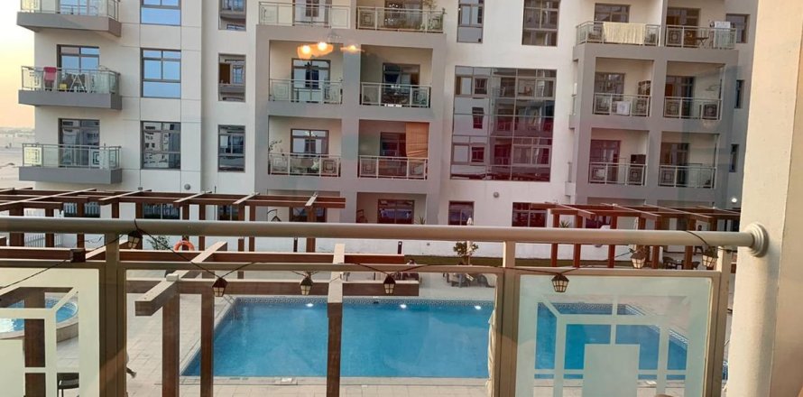 Квартира в Al Furjan, Дубай, 2 спальни, 130.2м², № 8173