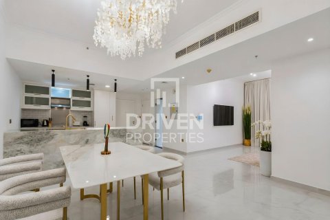 Apartment in The Residences, Downtown Dubai (Downtown Burj Dubai), Dubai 2 bedrooms, 125.42 sq.m. № 140702 - photo 3