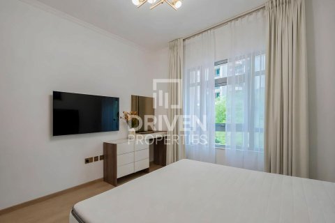 Apartment in The Residences, Downtown Dubai (Downtown Burj Dubai), Dubai 2 bedrooms, 125.42 sq.m. № 140702 - photo 8