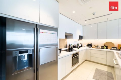 Apartment in The Hills, Dubai 2 bedrooms, 143.1 sq.m. № 50523 - photo 2