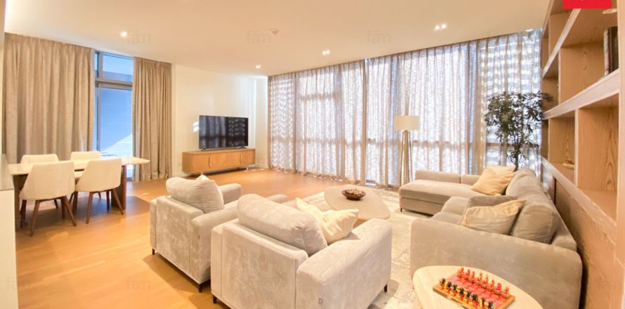 Квартира в Аль-Васле, Дубай, 1 спальня, 119м², № 64044