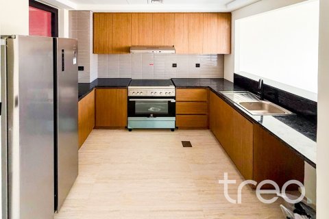 Townhouse in Damac Lagoons, Dubai 4 bedrooms, 273.51 sq.m. № 136266 - photo 15