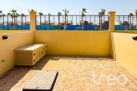 Townhouse in Damac Lagoons, Dubai 4 bedrooms, 273.51 sq.m. № 136266 - photo 2