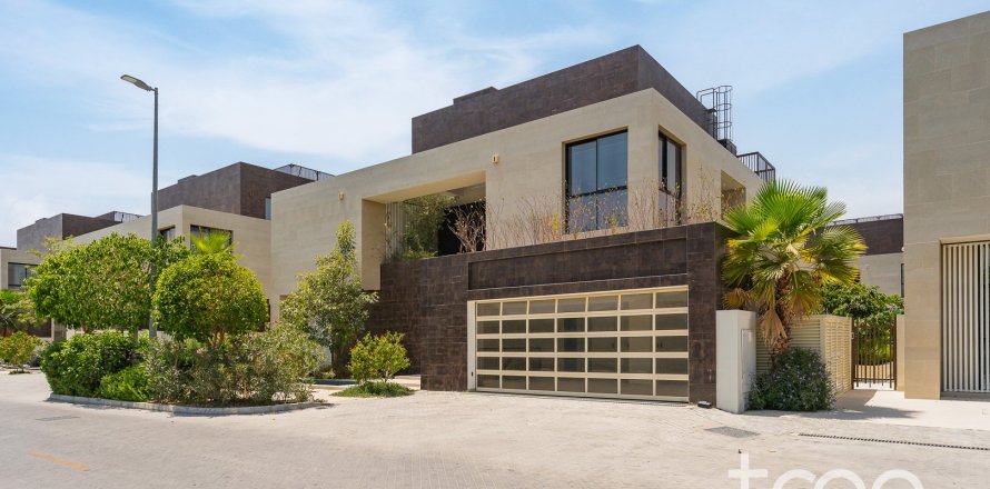 Villa in Al Barari, Dubai 5 bedrooms, 1375.8 sq.m. № 136322