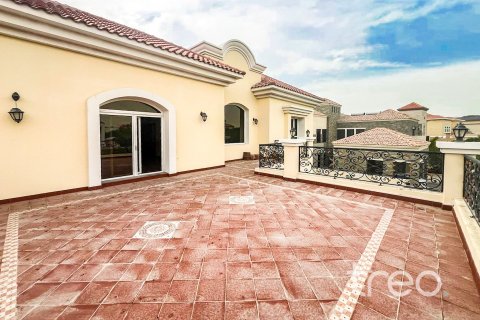 Villa in Hacienda, The Villa, Dubai 6 bedrooms, 789.68 sq.m. № 136323 - photo 13