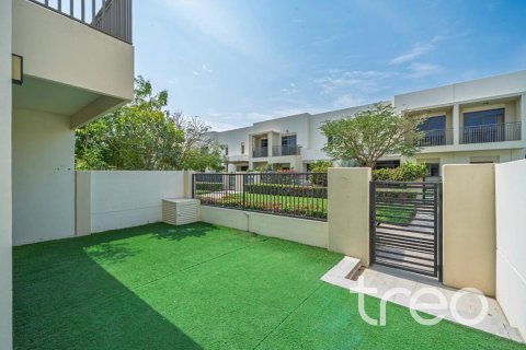 Villa in Noor Townhouses, Town Square, Dubai 3 bedrooms, 196.77 sq.m. № 136273 - photo 17