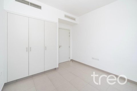 Villa in Noor Townhouses, Town Square, Dubai 3 bedrooms, 196.77 sq.m. № 136273 - photo 23