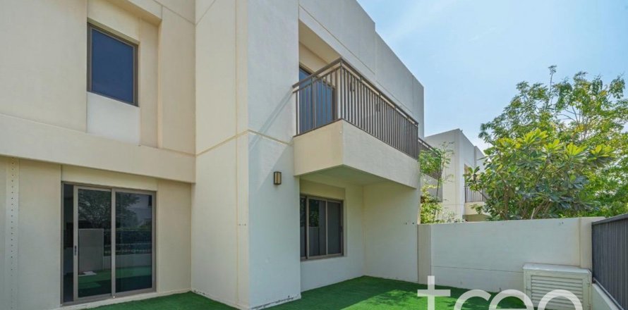 Villa in Noor Townhouses, Town Square, Dubai 3 bedrooms, 196.77 sq.m. № 136273