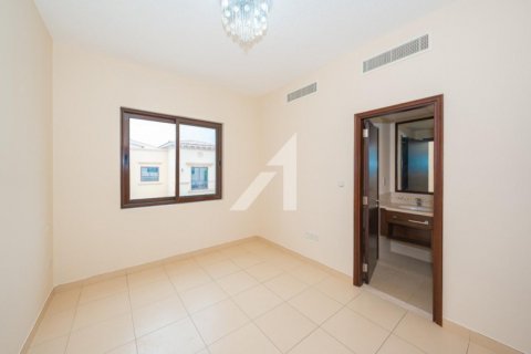 Villa en Dubai, 3 dormitorios, 226.6 m², № 13253 - foto 10