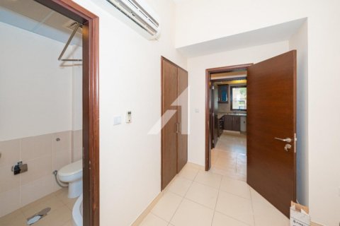 Villa en Dubai, 3 dormitorios, 226.6 m², № 13253 - foto 6