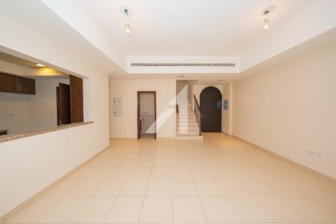 Villa en Dubai, 3 dormitorios, 226.6 m², № 13253 - foto 2