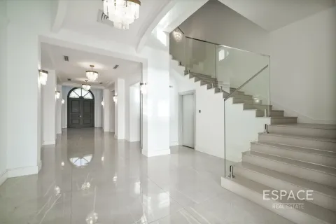 Villa à Palm Jumeirah, Dubai, 5 chambres, 743 m², № 61848 - photo 6