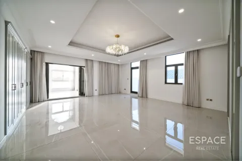Villa à Palm Jumeirah, Dubai, 5 chambres, 743 m², № 61848 - photo 9