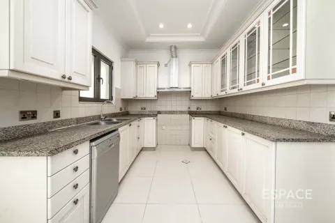 Villa à Palm Jumeirah, Dubai, 5 chambres, 743 m², № 61848 - photo 11