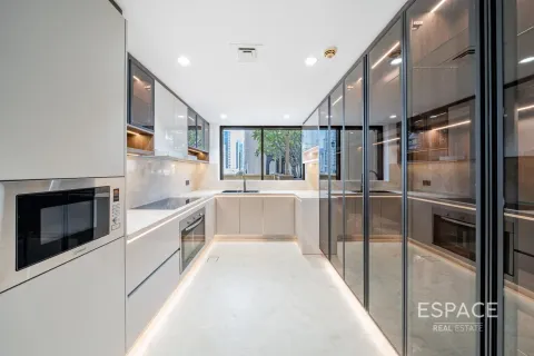 Duplex à Jumeirah Beach Residence, Dubai, 3 chambres, 350 m², № 61847 - photo 1