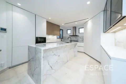 Купить виллу в Пальме Джумейре, Дубай: 4 спальни, 483м², № 61856 - фото 16