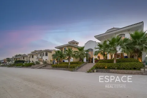 Купить виллу в Пальме Джумейре, Дубай: 4 спальни, 483м², № 61856 - фото 21
