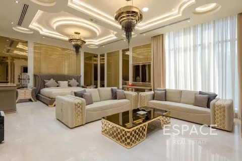 Купить виллу в Emirates Hills, Дубай: 6 спален, 2973м², № 61857 - фото 10