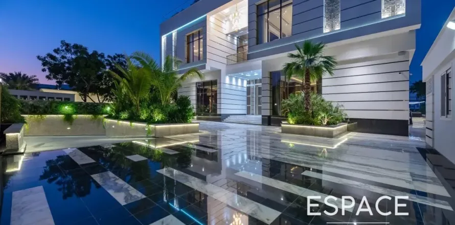Вилла в Emirates Hills, Дубай, 6 спален, 2973м², № 61857
