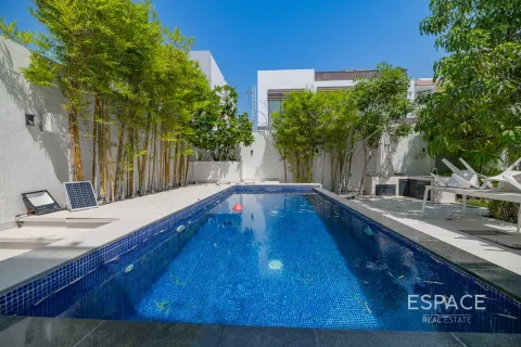 Купить виллу в Jumeirah Park, Дубай: 5 спален, 480м², № 61859 - фото 19