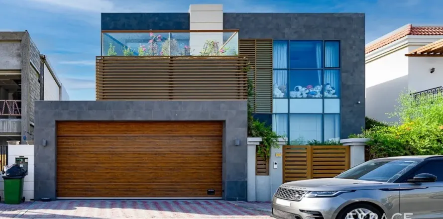 Вилла в Jumeirah Park, Дубай, 5 спален, 480м², № 61859