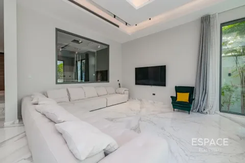 Купить виллу в Jumeirah Park, Дубай: 5 спален, 480м², № 61859 - фото 3