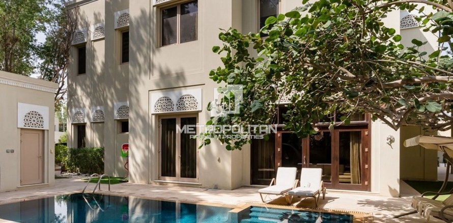 Villa in Al Barari, Dubai 6 bedrooms, 1181 sq.m. № 15069
