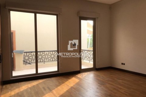 Villa in Al Barari, Dubai 6 bedrooms, 1181 sq.m. № 15069 - photo 4