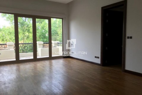 Villa in Al Barari, Dubai 6 bedrooms, 1181 sq.m. № 15069 - photo 3