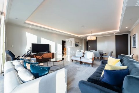 Купить квартиру в The Address Residence Fountain Views, Даунтаун Дубай (Даунтаун Бурдж Дубай), Дубай: 3 спальни, 203м², № 15068 - фото 6