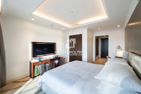Купить квартиру в The Address Residence Fountain Views, Даунтаун Дубай (Даунтаун Бурдж Дубай), Дубай: 3 спальни, 203м², № 15068 - фото 13