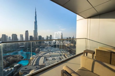 Купить квартиру в The Address Residence Fountain Views, Даунтаун Дубай (Даунтаун Бурдж Дубай), Дубай: 3 спальни, 203м², № 15068 - фото 1