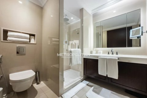 Купить квартиру в The Address Residence Fountain Views, Даунтаун Дубай (Даунтаун Бурдж Дубай), Дубай: 3 спальни, 203м², № 15068 - фото 17