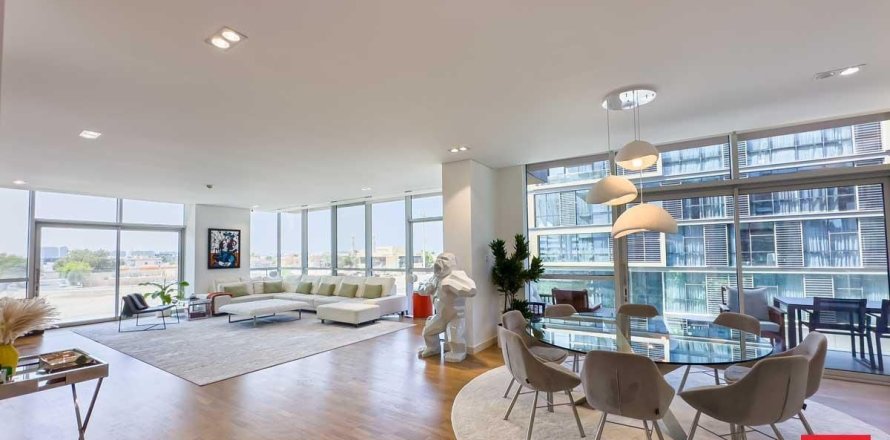 Appartement à Al Wasl, Dubai, 3 chambres, 284.2 m², № 54912