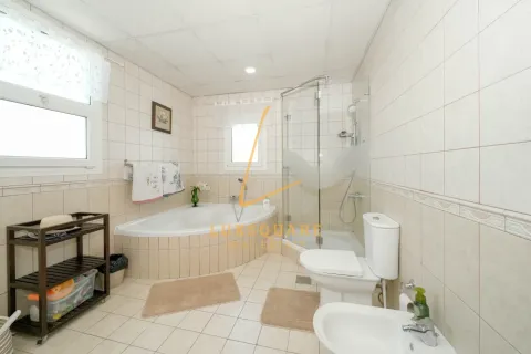 Apartment in Green Community, Dubai 3 bedrooms, 237 sq.m. № 93772 - photo 20