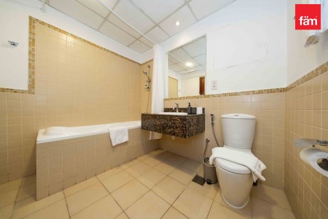 Купить квартиру в Дубае: 2 спальни, 140.8м², № 93764 - фото 12