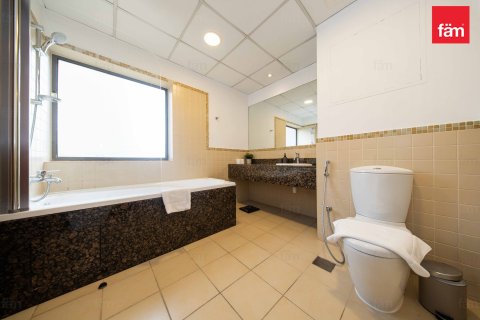 Купить квартиру в Дубае: 2 спальни, 140.8м², № 93764 - фото 26