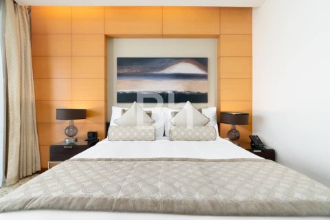 Apartment in Downtown Dubai (Downtown Burj Dubai), Dubai 1 bedroom, 88 sq.m. № 21270 - photo 4