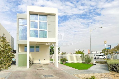 Villa à DAMAC Hills (Akoya by DAMAC), Dubai, 3 chambres, 161 m², № 15074 - photo 1