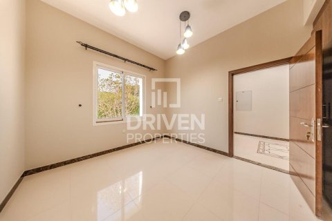 Villa in The Villa, Dubai 5 bedrooms, 427.35 sq.m. № 128309 - photo 5