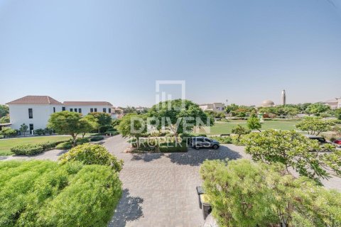 Villa in The Villa, Dubai 5 bedrooms, 427.35 sq.m. № 128309 - photo 25