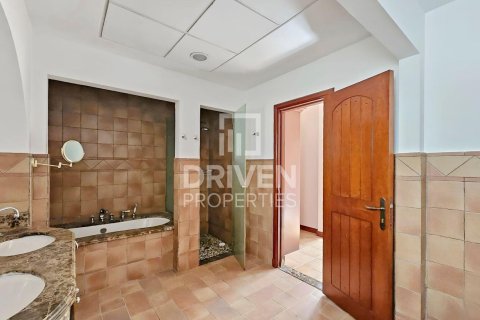 Villa in The Villa, Dubai 5 bedrooms, 1000.94 sq.m. № 128320 - photo 25
