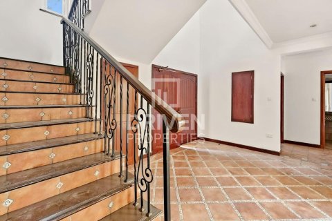 Villa in The Villa, Dubai 5 bedrooms, 1000.94 sq.m. № 128320 - photo 23