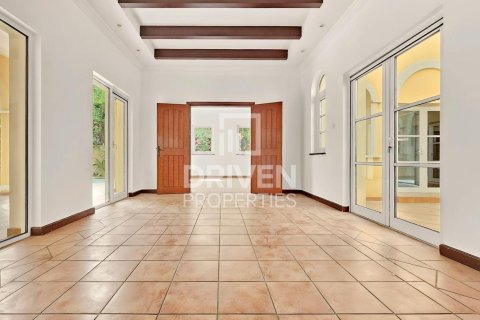 Villa in The Villa, Dubai 5 bedrooms, 1000.94 sq.m. № 128320 - photo 4
