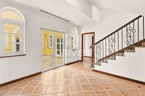 Villa in The Villa, Dubai 5 bedrooms, 1000.94 sq.m. № 128320 - photo 18