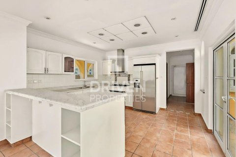 Villa in The Villa, Dubai 5 bedrooms, 1000.94 sq.m. № 128320 - photo 20