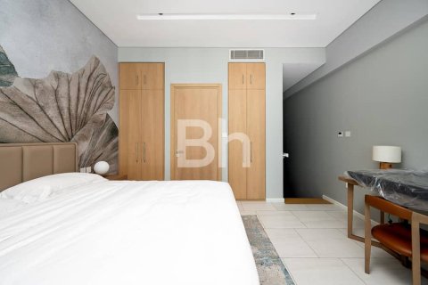 Apartment in Business Bay, Dubai 1 bedroom, 109 sq.m. № 21267 - photo 2